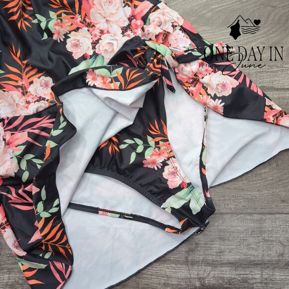 Eomenie Floral Swimdress One Piece Swimsuit Size L - Picture 7 of 8